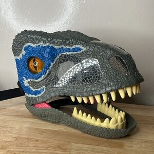 2017 Mattel Raptor Jurassic World Chomp N’ Roar Mask Velociraptor dinosaur mask